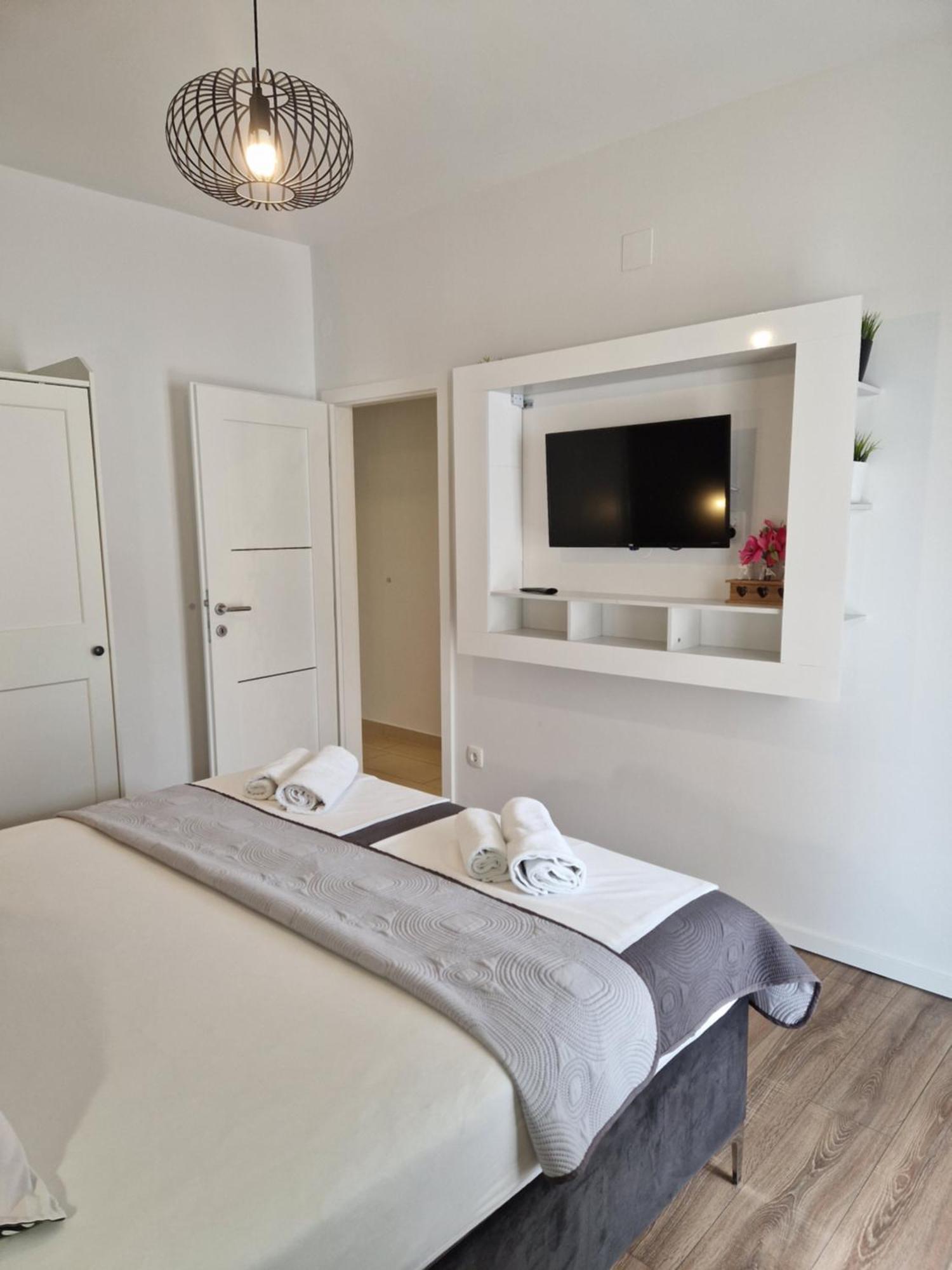 Jadranka Apartment Novalja