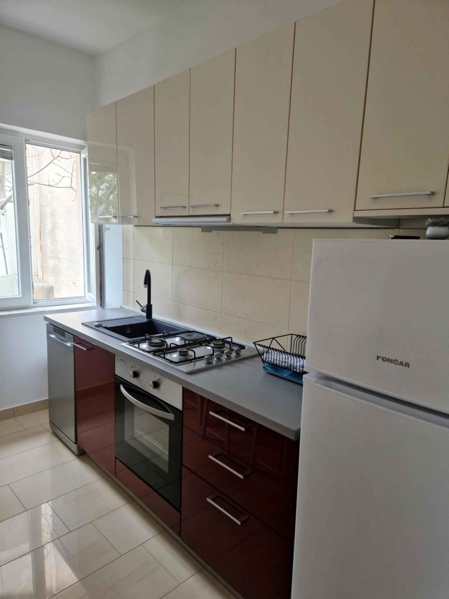 Jadranka Apartment *