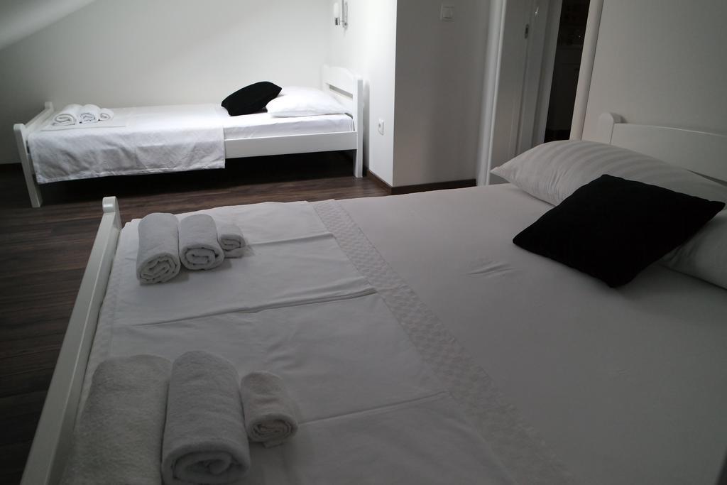 Jadranka Apartment Novalja